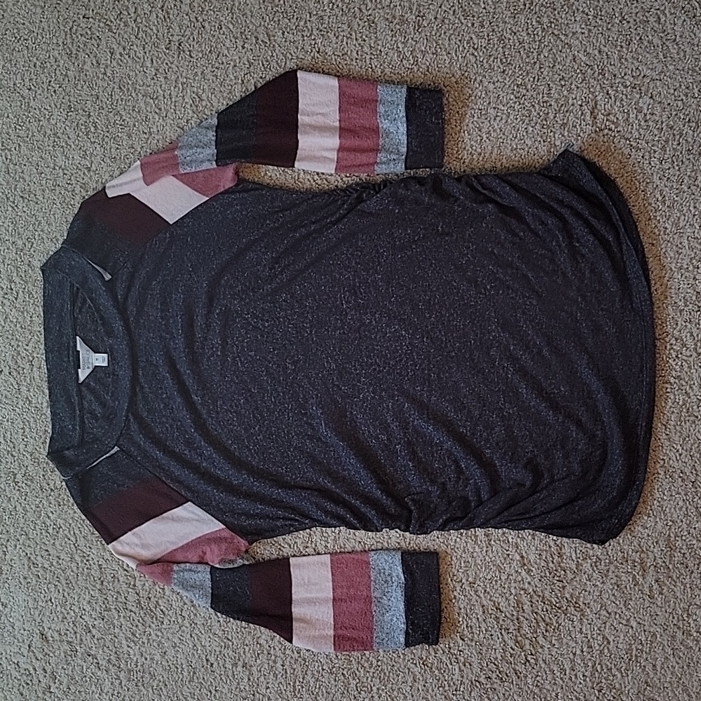 Maternity market and Spruce xxl sweater